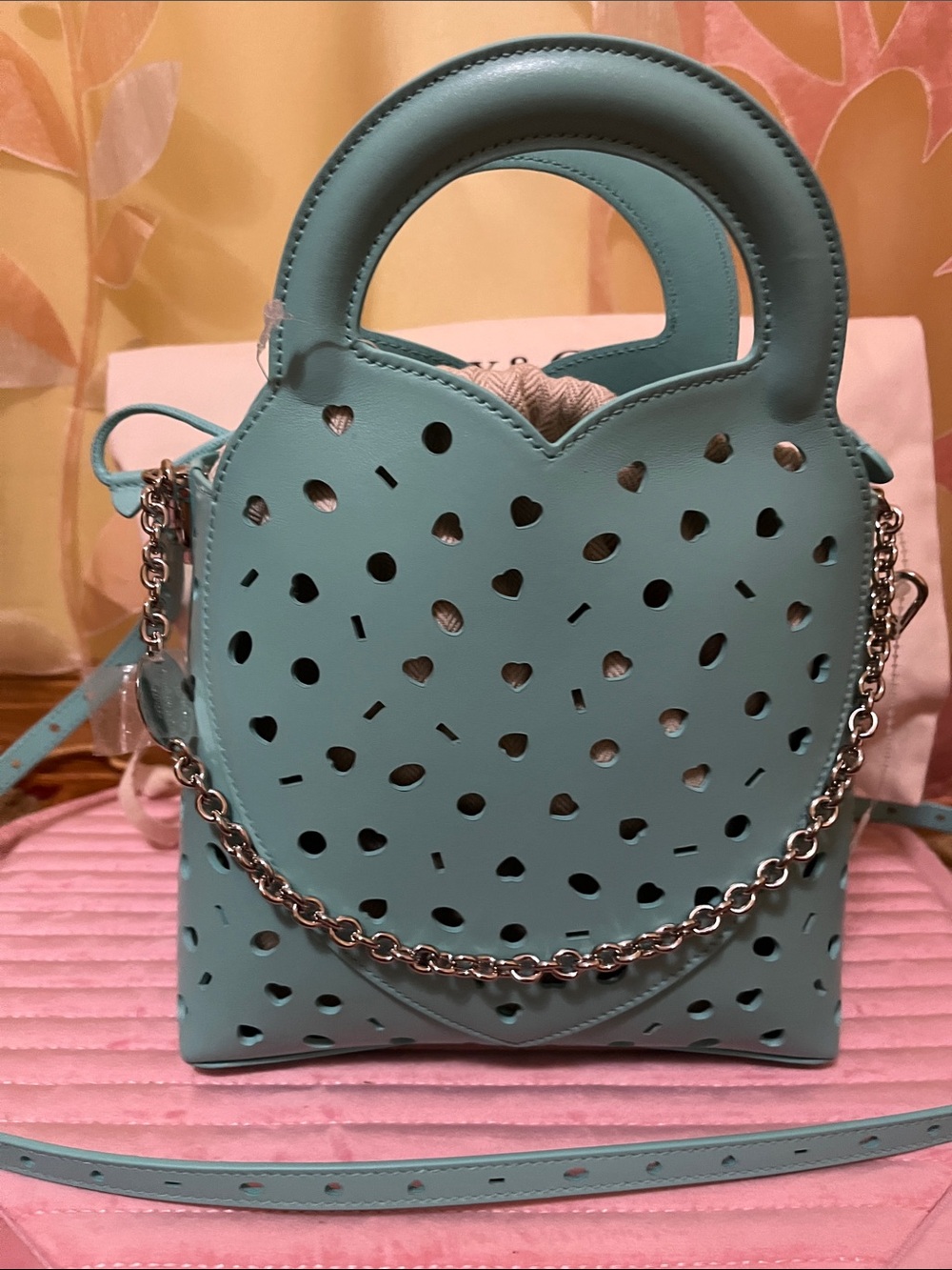 TIFFANY & CO MEDIUM SIZE-BRAND NEW!💙💙💙💙💙